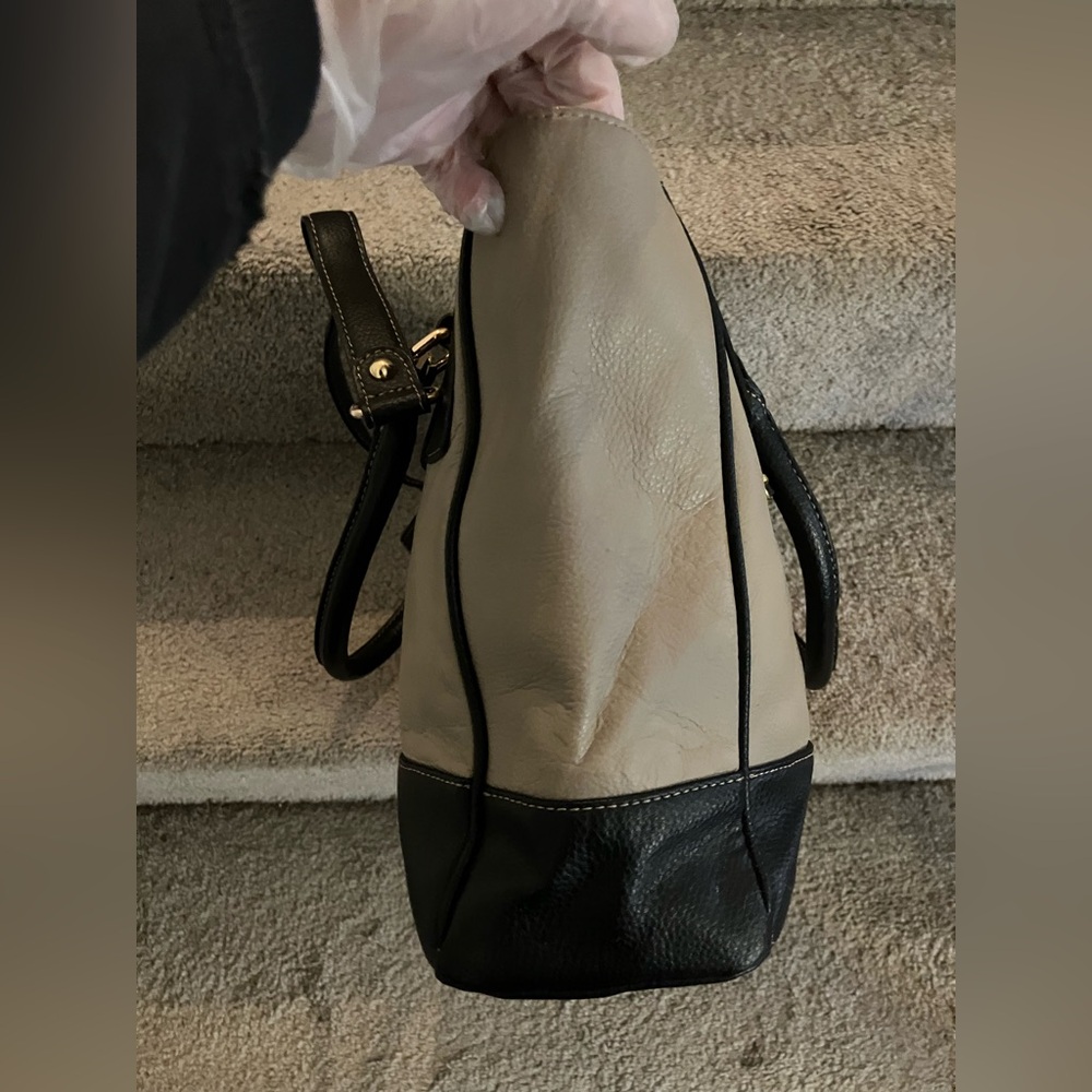 LIKE NEW! PERFECT AND SPOTLESS!TIGNANELLO BLACK & TAUPE LEATHER TOTE CROSSBODY - Picture 7 of 13